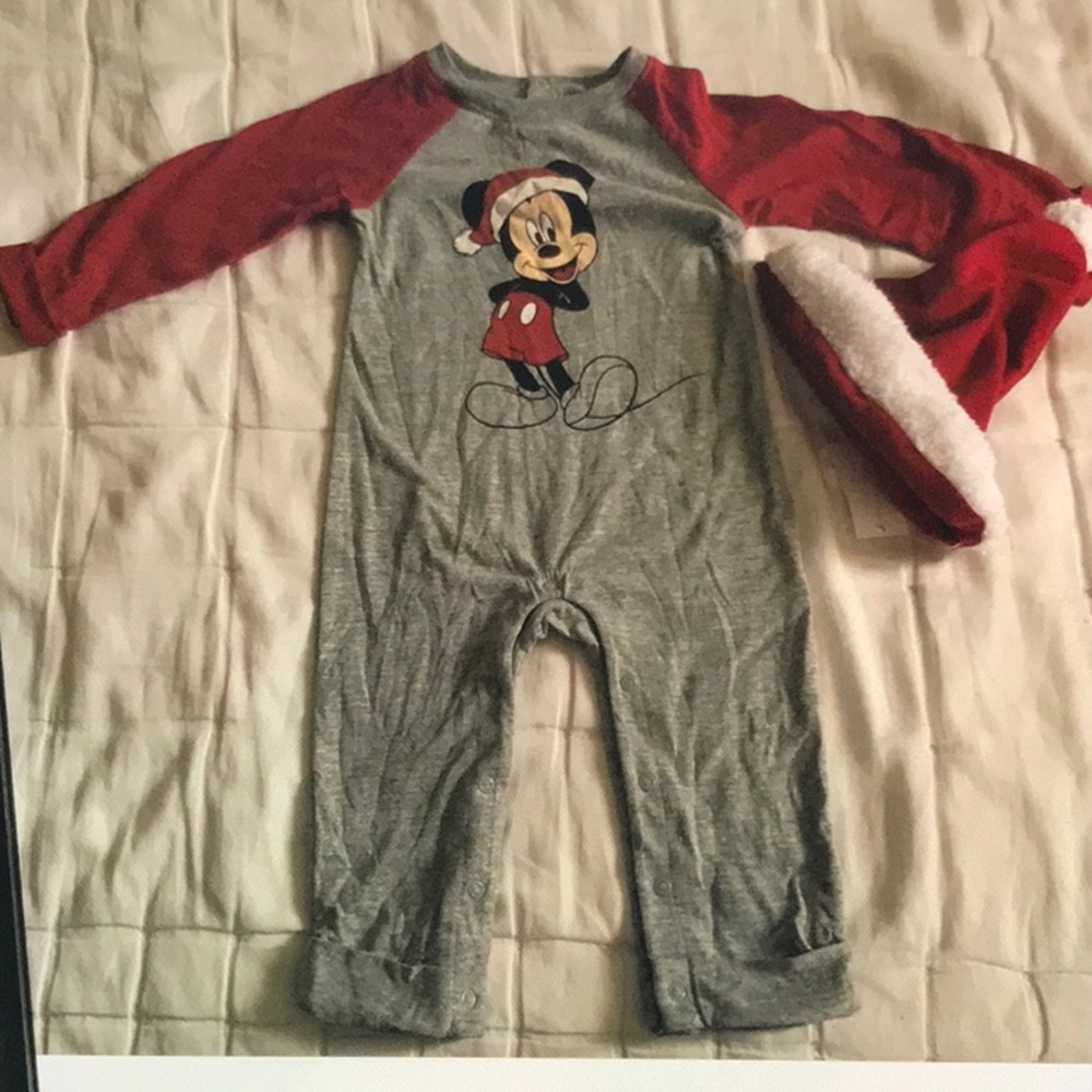 Brand New with tags! Disney Baby Santa Mickey